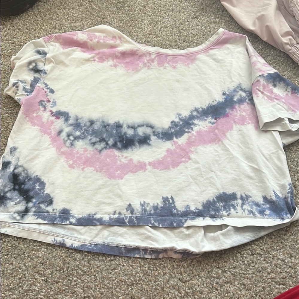 LULULEMON OVERSIZED CROP TIE DYE TEE